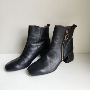 Wonders Iseo Black Leather Booties with Block Heel Gold Zipper Size 40